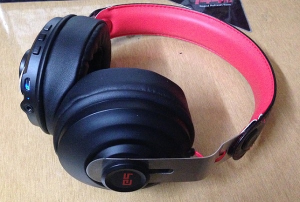 How Good Are Boult Boost HD Wireless Over Ear Headphones with Mic ?