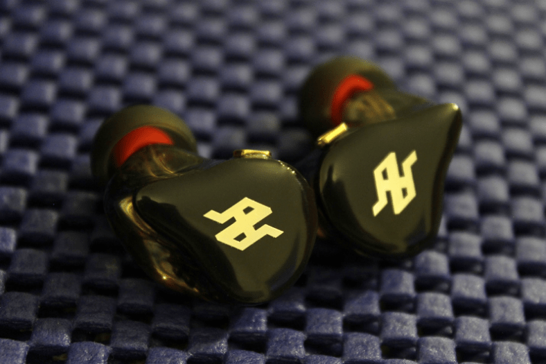 Review of the TENHZ P4 Pro Earphones