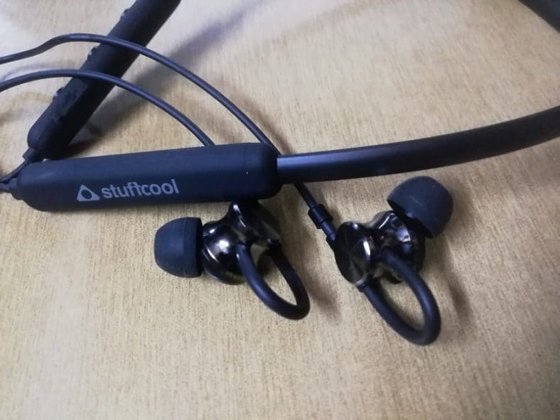 How Good Are Stuffcool Monty Wireless Bluetooth Earphones ?