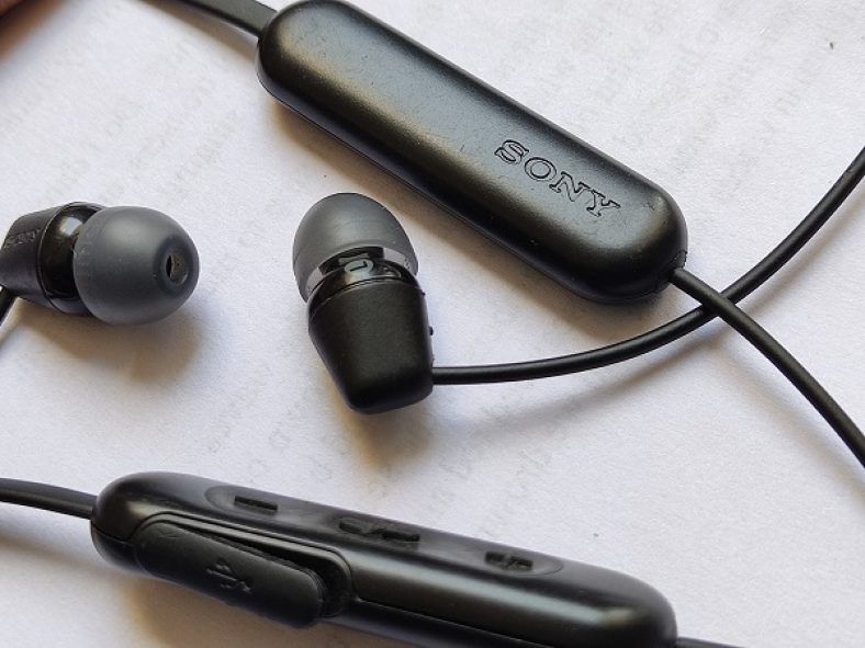 Sony WI C200 Wireless In Ear Headphones Review